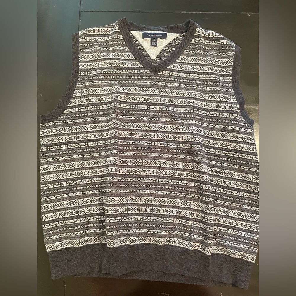 Tommy Hilfiger XL Sweater Vest